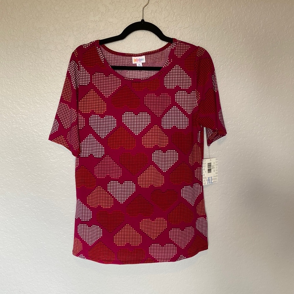 LuLaRoe Women's Heart Print Short Sleeve Top - Fuchsia, Red, White